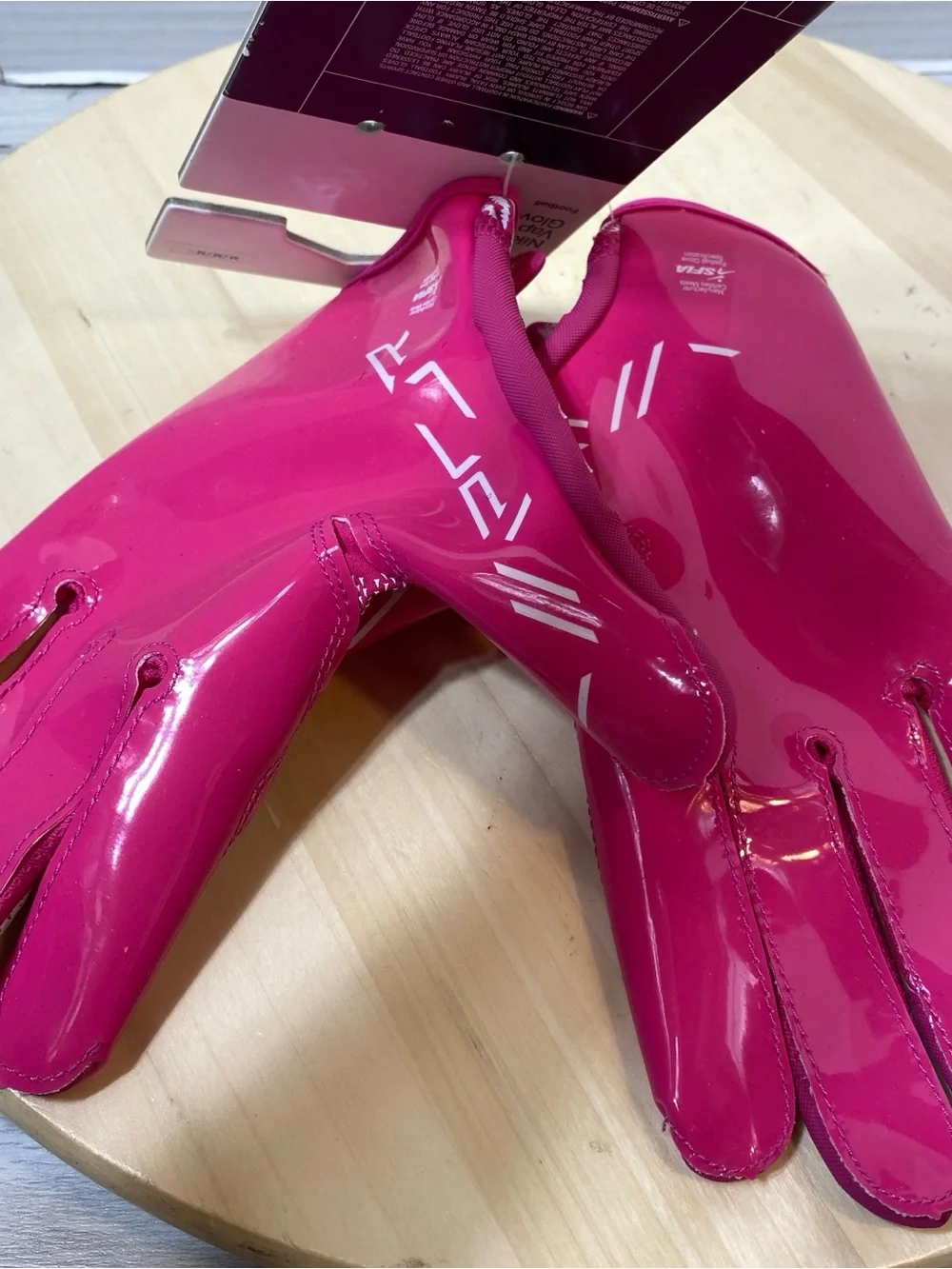 Nike Vapor Jet Football Gloves Pink White Unisex Size M Medium New With Tags